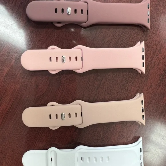 Series 3 Apple Watch - Picture 4 of 5